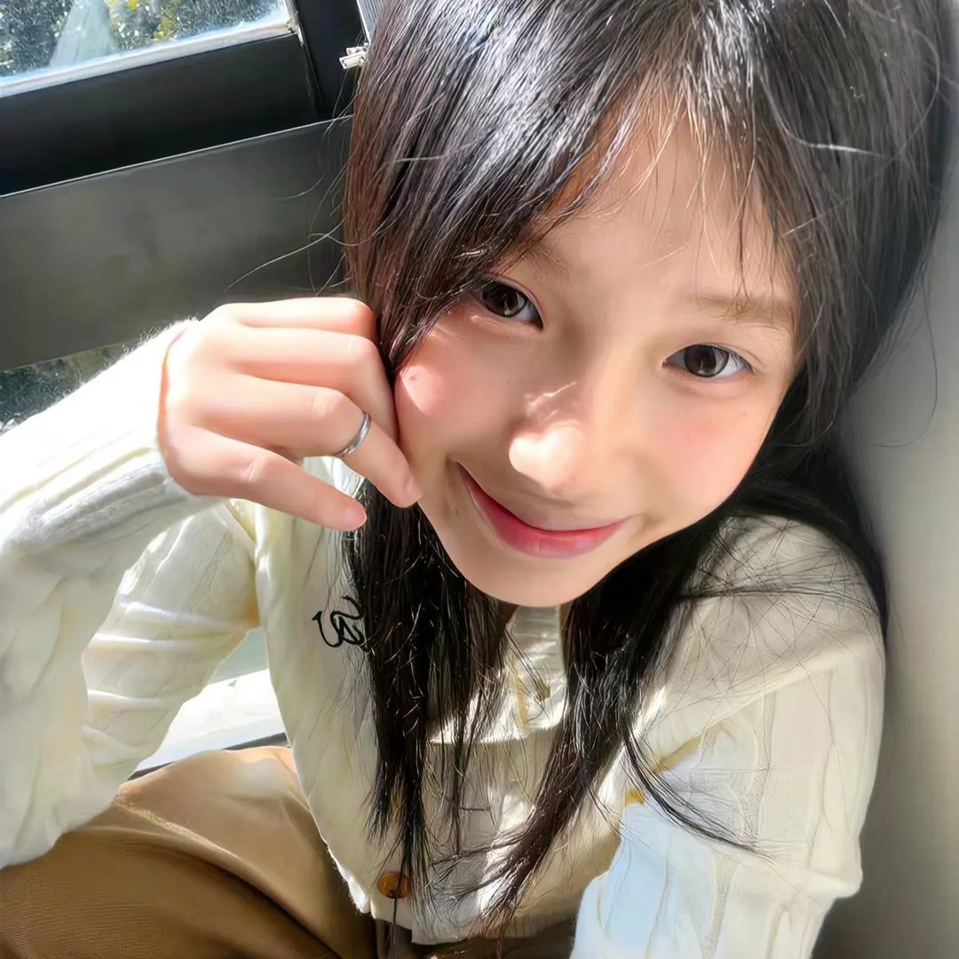 漂亮朋友高清封面